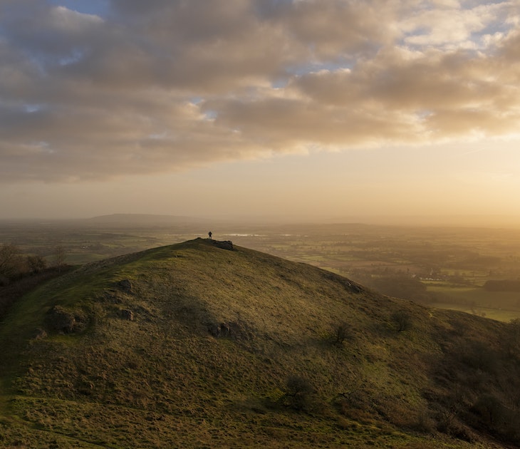 A fellow lone traveller with his faithful companion on Ragged Stone Hill looking out across the Severn Valley in the early morning light.  Bredon Hill and the Cotswolds visible in the distance across the valley.
1578830800
one man, united kingdom, ragged stone hill, welland, severn valley, early morning, light, clouds, lone walker, little dog, landscape, nikon, d7500, bredon hill, cotswolds.