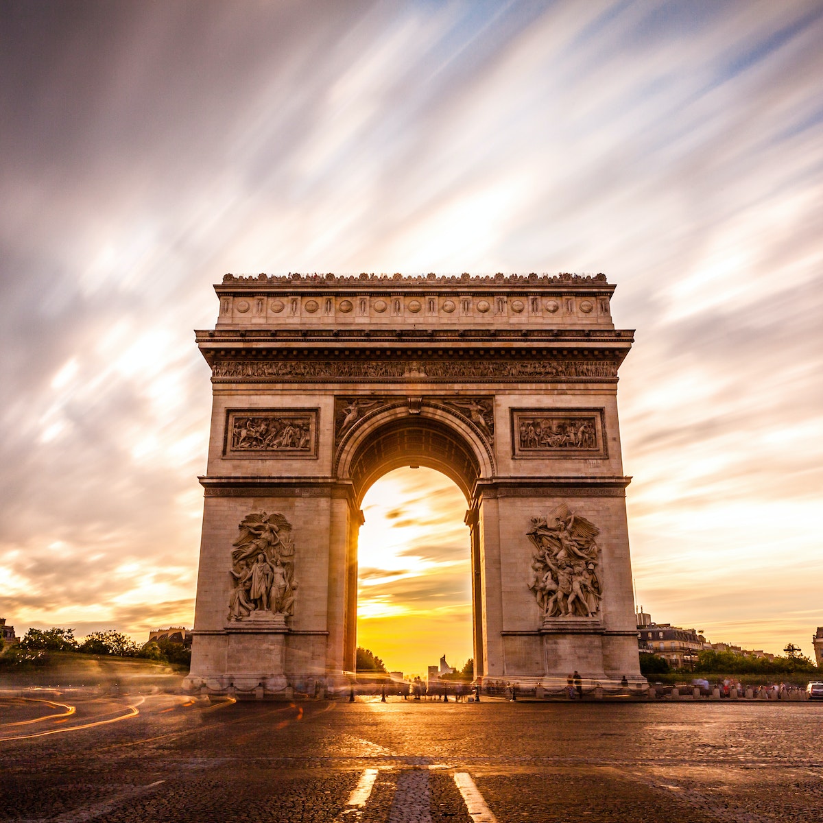 Coucher de l'Arc de Triomphe de l'Ã©toile Ã  Paris