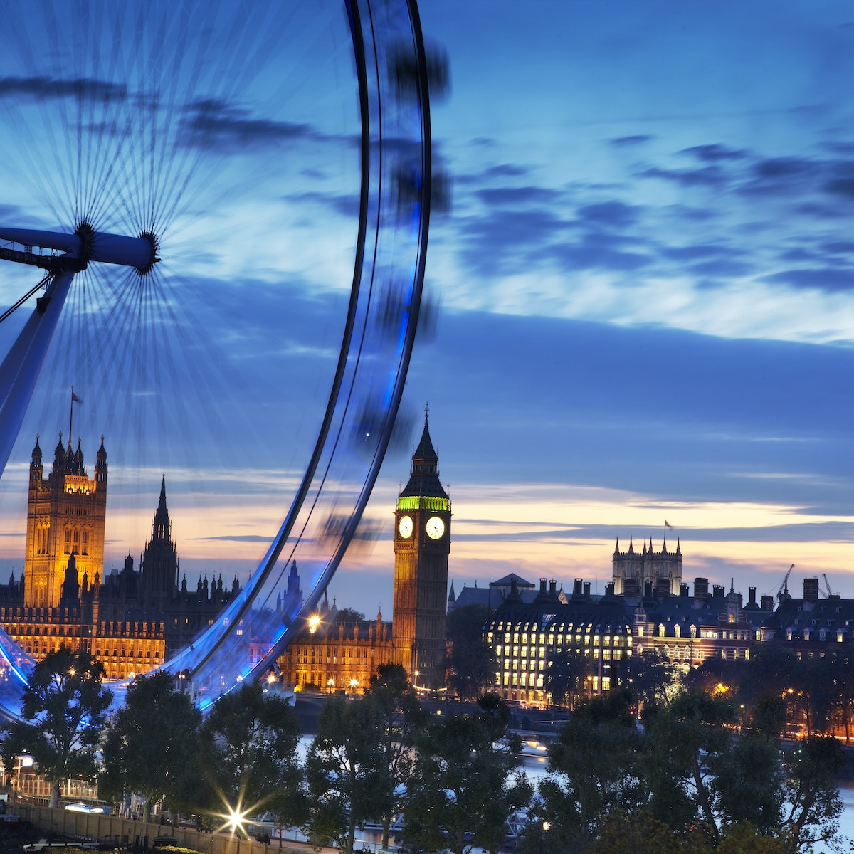 London Eye and Houses of Parliament at dusk.